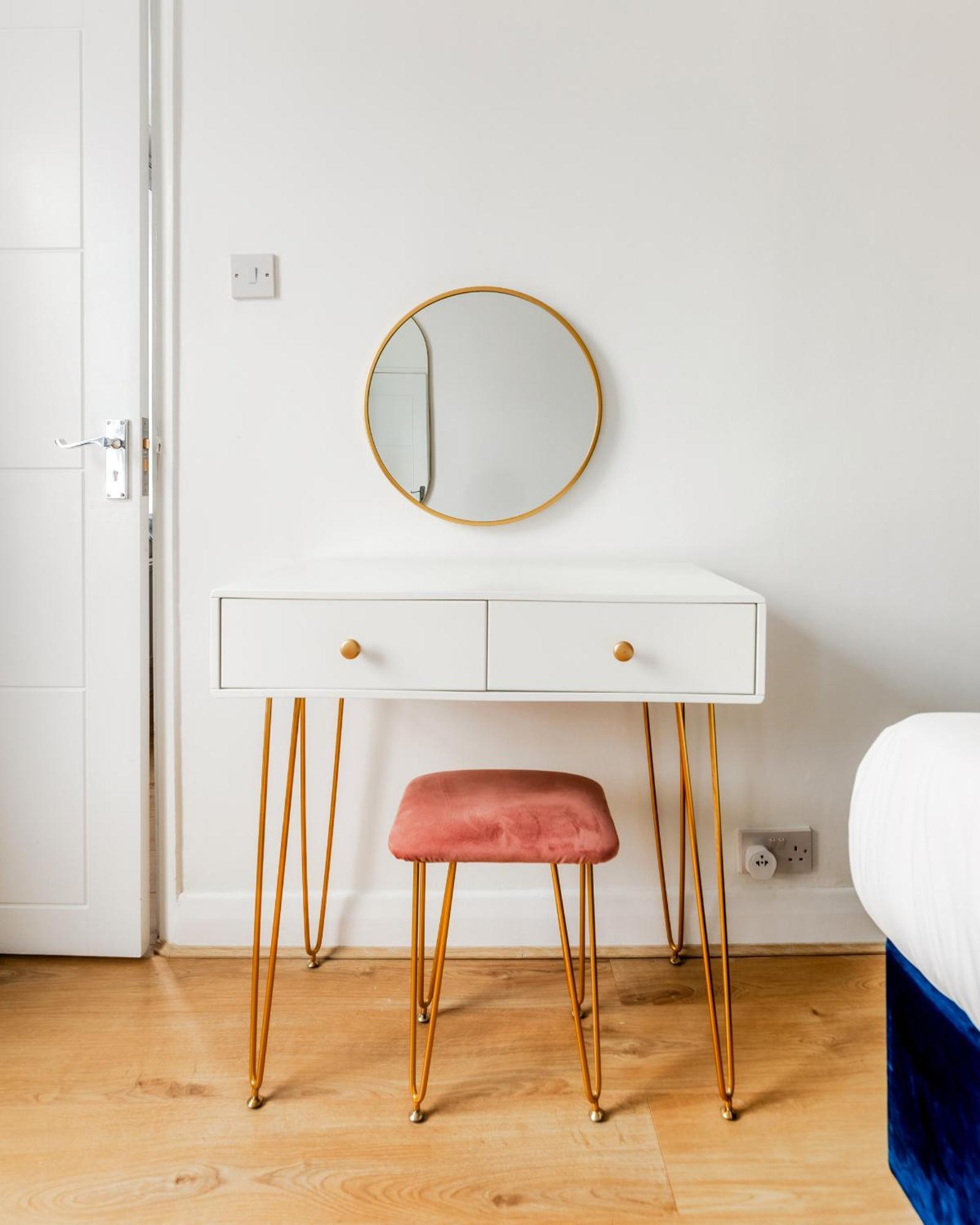 Cozy 1 Bedroom Flat Paddington 런던 객실 사진