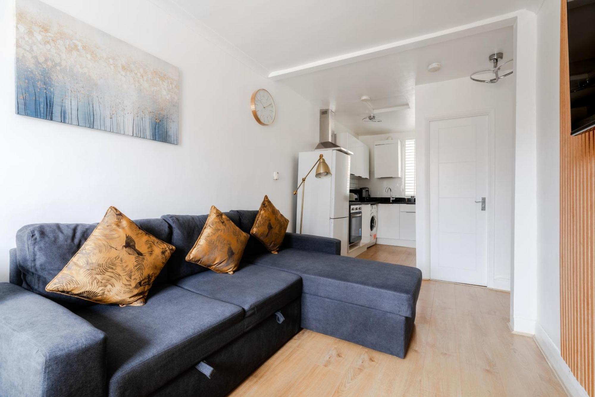 Cozy 1 Bedroom Flat Paddington 런던 객실 사진