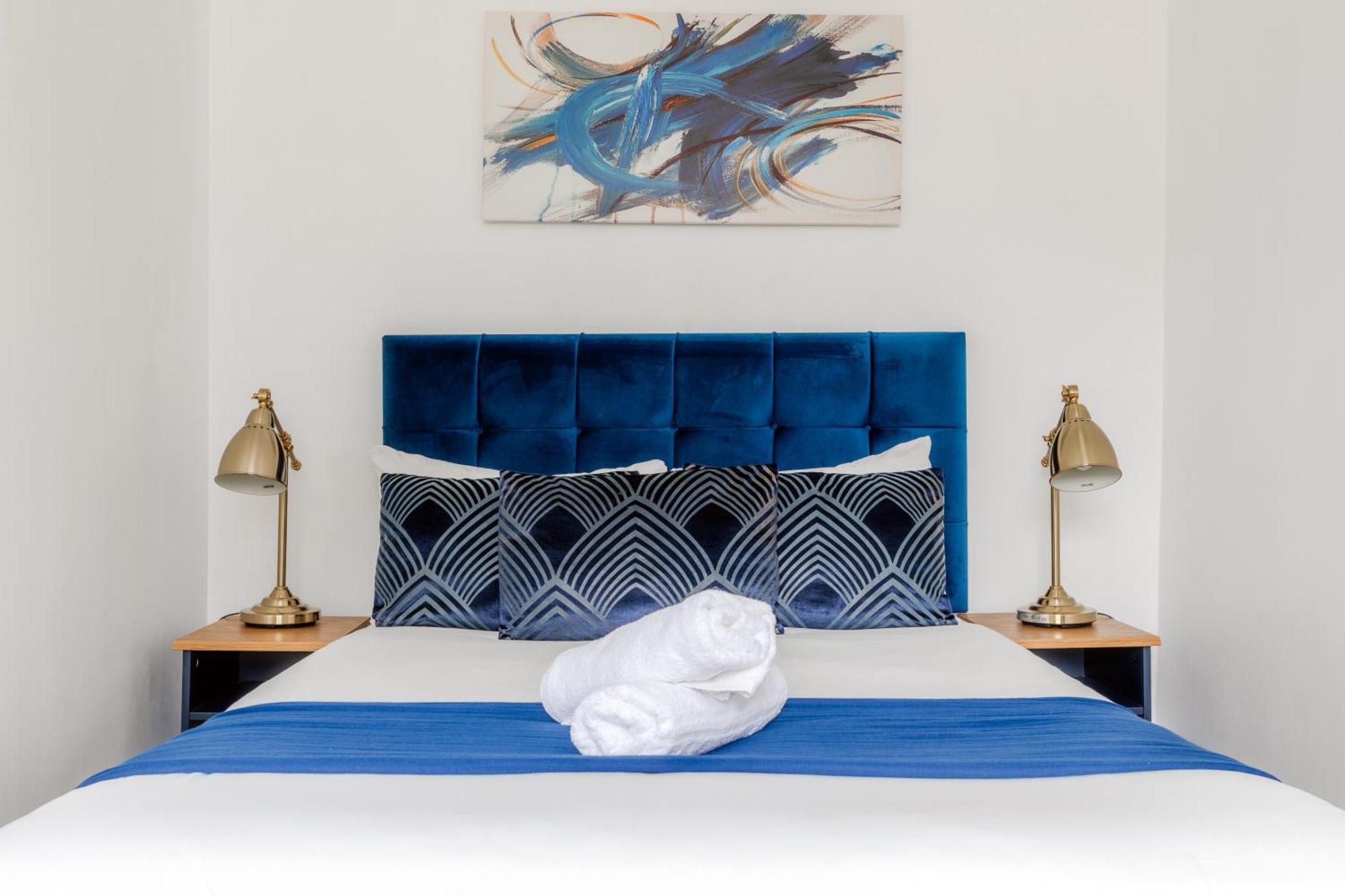 Cozy 1 Bedroom Flat Paddington 런던 객실 사진